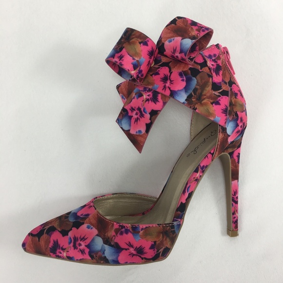 QUPID Shoes - QUPID heels - ankle cuff with bow